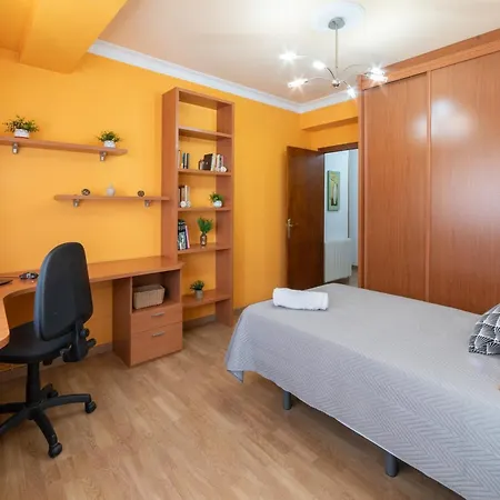 Apartment Piso San Roque - Fontinas - Gran Terraza - 5 Min Muralla Lugo